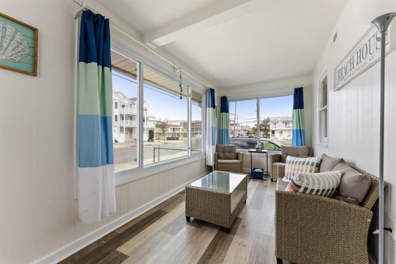 Newly Renovated 4 Bedroom Home Only 2 Blocks From The Beach! Wildwood Εξωτερικό φωτογραφία